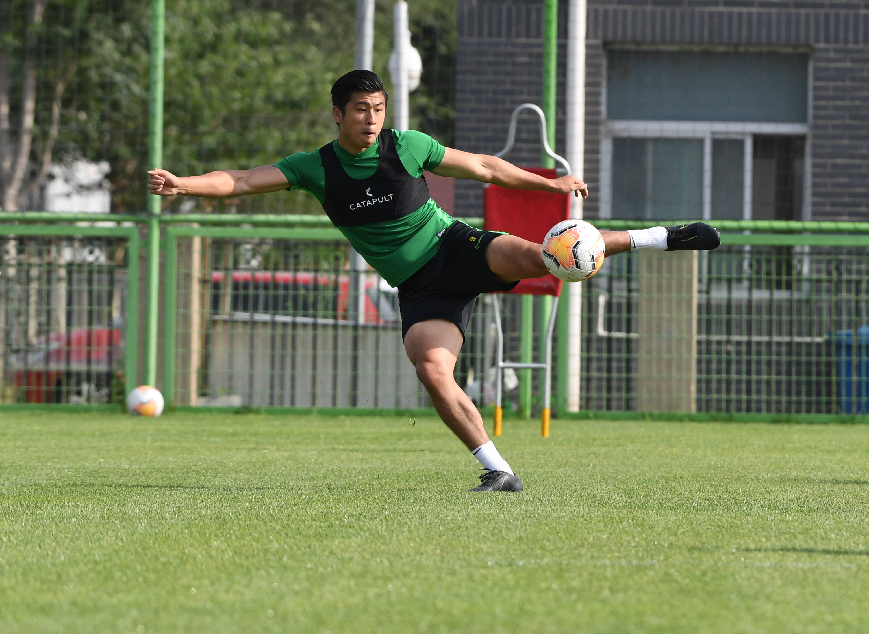 九游体育包含北京国安训练开放日，今夜状态回暖引欢呼，西甲在即，细节决定成败的词条