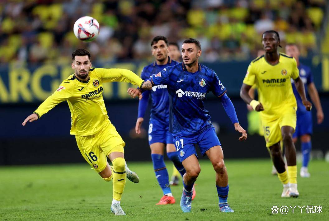 九游app平台关于比利亚雷亚尔发布备战花絮，今晨内部沟通，西甲任务艰巨，轮换策略成焦点的信息